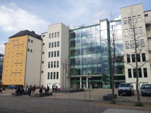 das Tietz von der Reitbahnstraße aus
